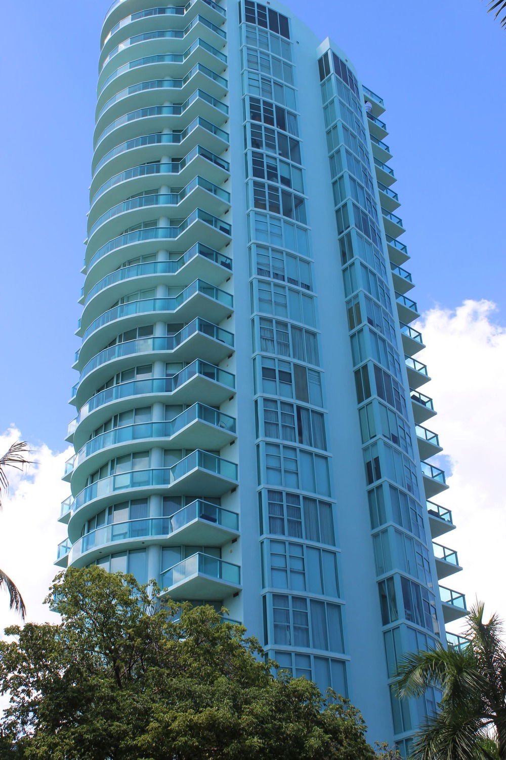 6000 Indian Creek  photo 2